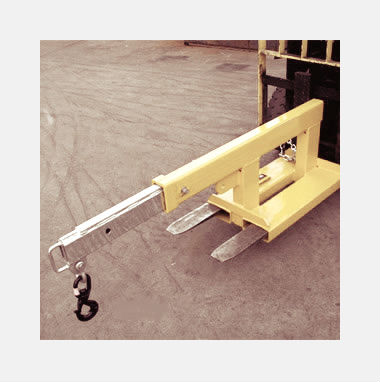 Forklift-Attachments-crane
