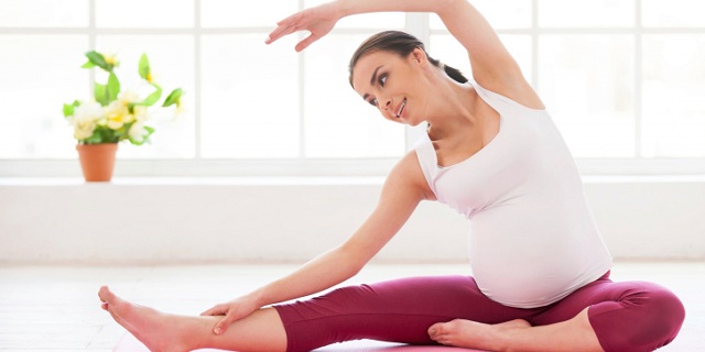 pregnant_yoga