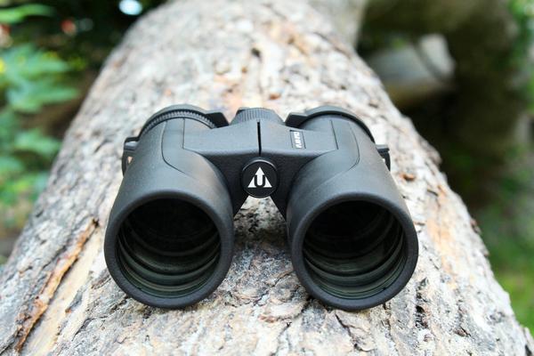 professional binoculars