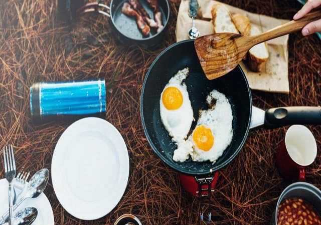 camping meal eggs