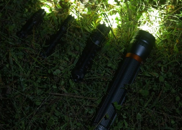 flashlight size
