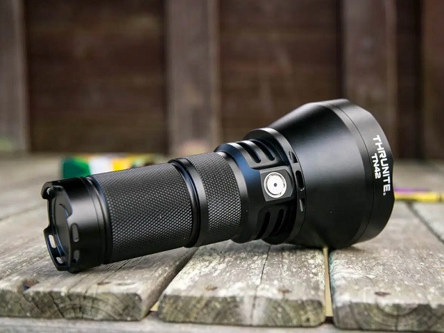 thrunite led torch