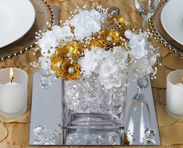 Creating Wedding Centerpieces mirror