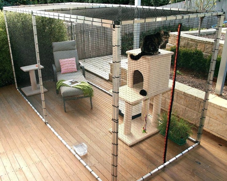 outdoor pet enclosure