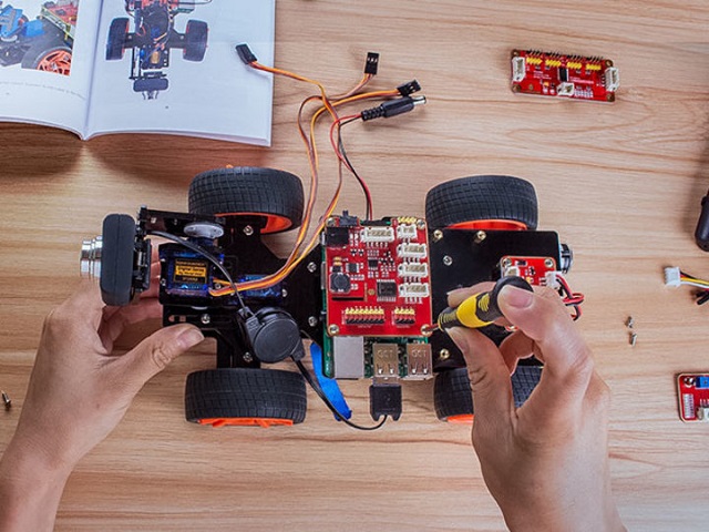 build a remote control car