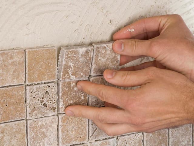 installing_mosaic_tiles