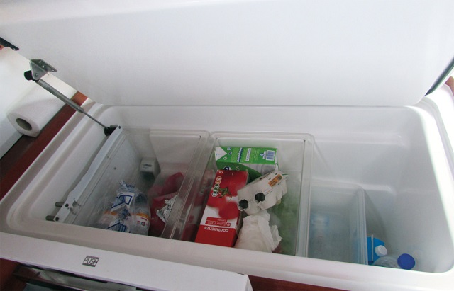Boat-Food-and-Water-Refrigerator