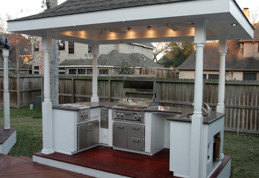 outdoor-kitchen