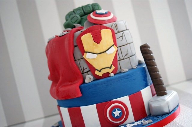 marvel superhero cake