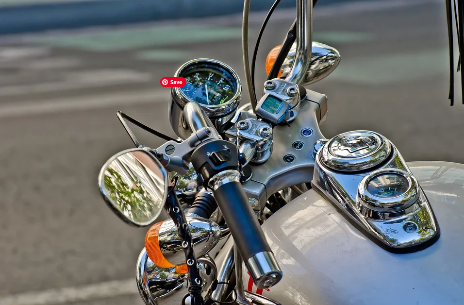 Motorcycle with cool handlebars