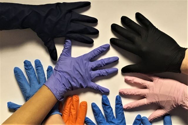 surgical gloves for maximum safety