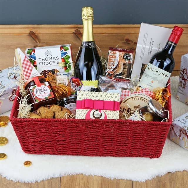 edible gift hamper