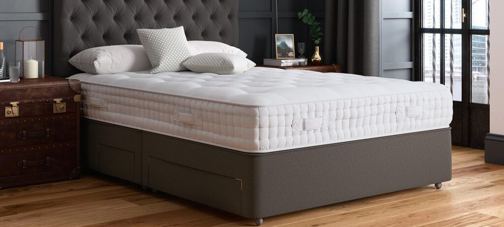 One of the more important factors when choosing a mattress is your sleep position. For the side sleepers, a softer model will provide more cushioning for their shoulders and hips, whereas those who prefer to sleep on their back or stomach will benefit more from firmer mattress that will support their spine.
Combination sleepers might have to test different firmness levels to find the best fit, but they usually tend to benefit mostly from medium or medium-firm mattresses. Responsive or bouncy options also make it easier for them to reposition without waking up.
Weight can play a big role as well, so consider your body weight together with your sleep position. Lightweight people usually sleep better on soft to medium-firm model, whereas a heavier person needs a firmer bed for better support.