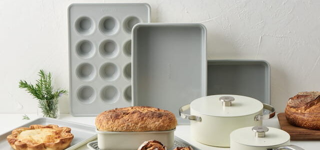 white-kitchen-set