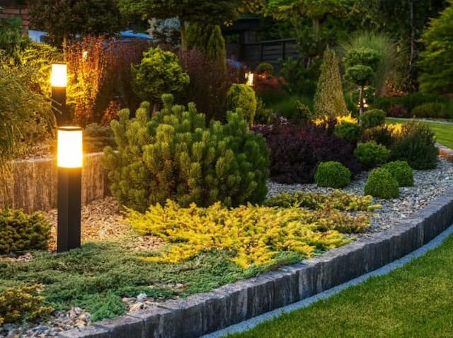 InstallBollardLights