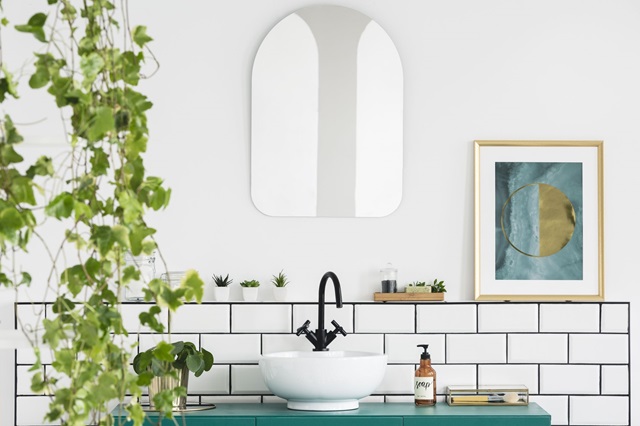 modern bathroom accessories