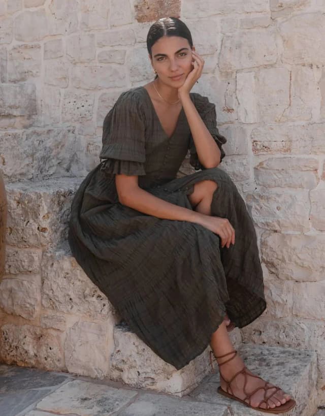 ivy-jack-dreamy-bubble-tiered-maxi-dress-khaki